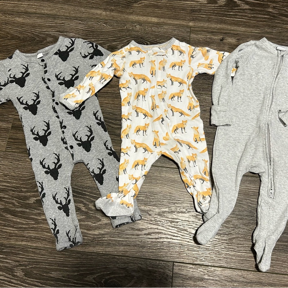 Baby Sleeper/outfit bundle